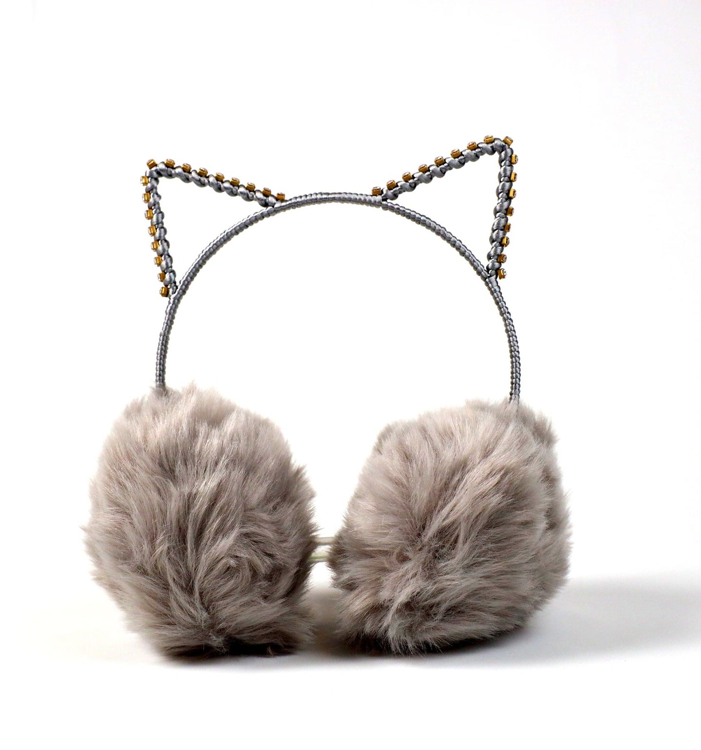 "Cat Ear Fluffy Earmuffs – Stylish, Warm & Adorable Winter Accessory" This title highlights the fashionable cat-ear design, **cozy warmth, and **cute aesthetic to a